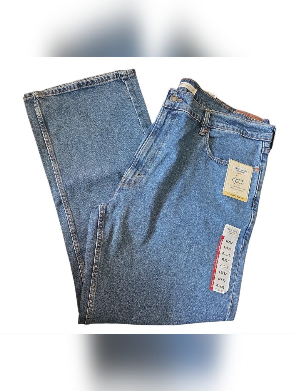 Signature Levi Strauss Relaxed Straight Jeans Medium Wash Men’s Denim